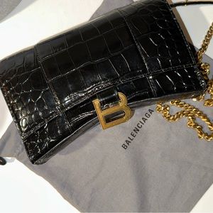 Balenciaga Hourglass Shiny Mock-Croc Chain Wallet